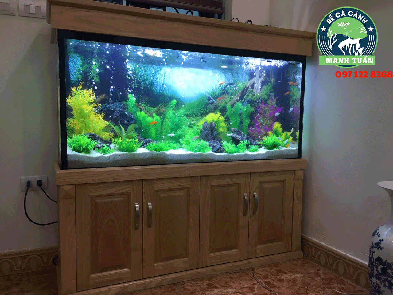 Mẫu bể thủy sinh cây nhựa thi công đẹp, chất lượng